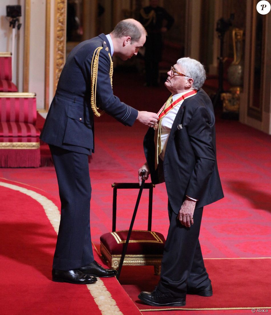 3207208-sir-jeffrey-tate-est-anobli-dans-l-ordre-950x0-2