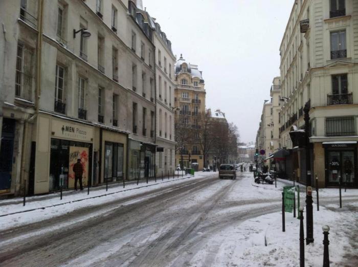 304134_10151236784137602_1680681501_n