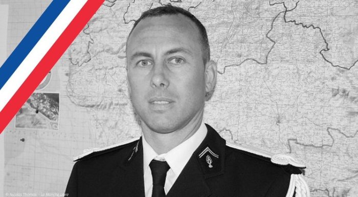 le-lieutenant-colonel-arnaud-beltrame-mort-en-heros-le-23-mars_article